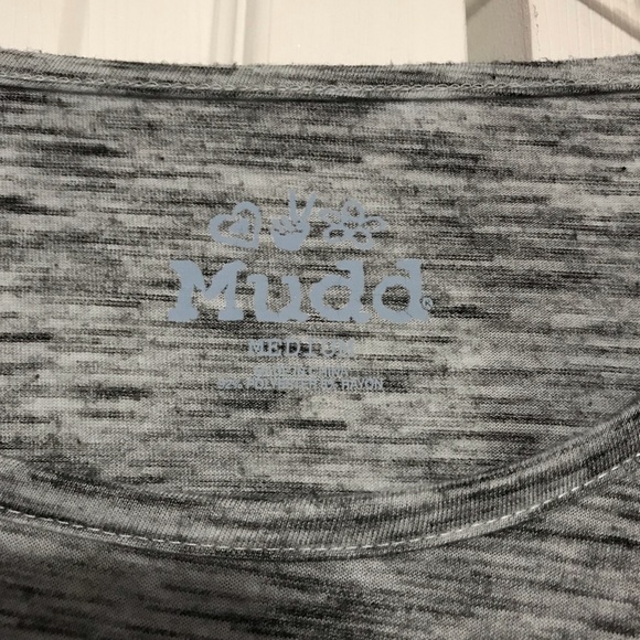 Mudd Grey Loose Fitting Short Sleeve Shirt-Medium - Picture 2 of 3